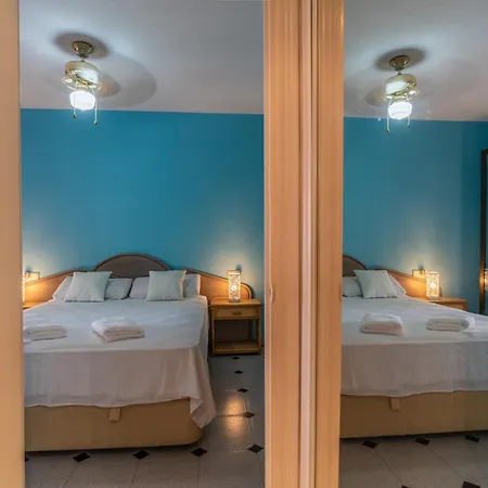 Trendy Homes Africa - Espectacular Vivienda Frente Al Mar Aguadulce (Almeria)